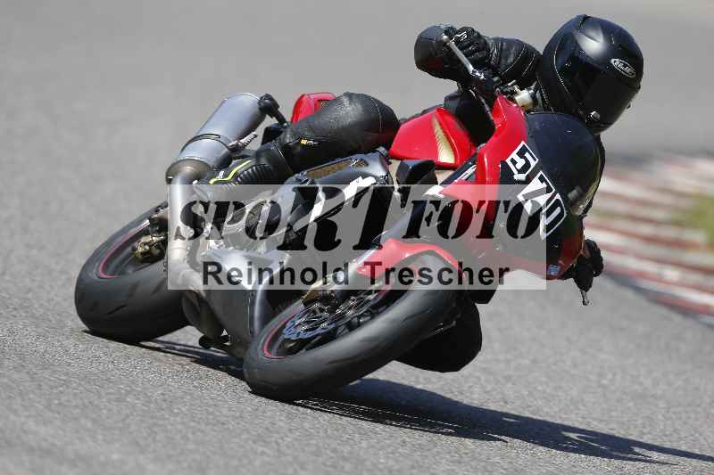 /44 09.08.2025 Plüss Moto Sport ADR/Einsteiger/570